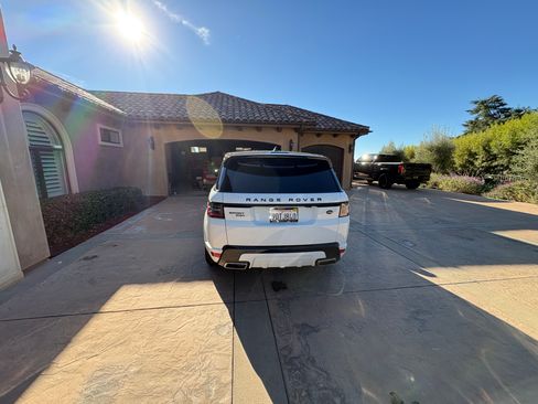 Used 2022 Land Rover Range Rover Sport HSE Dynamic image 6