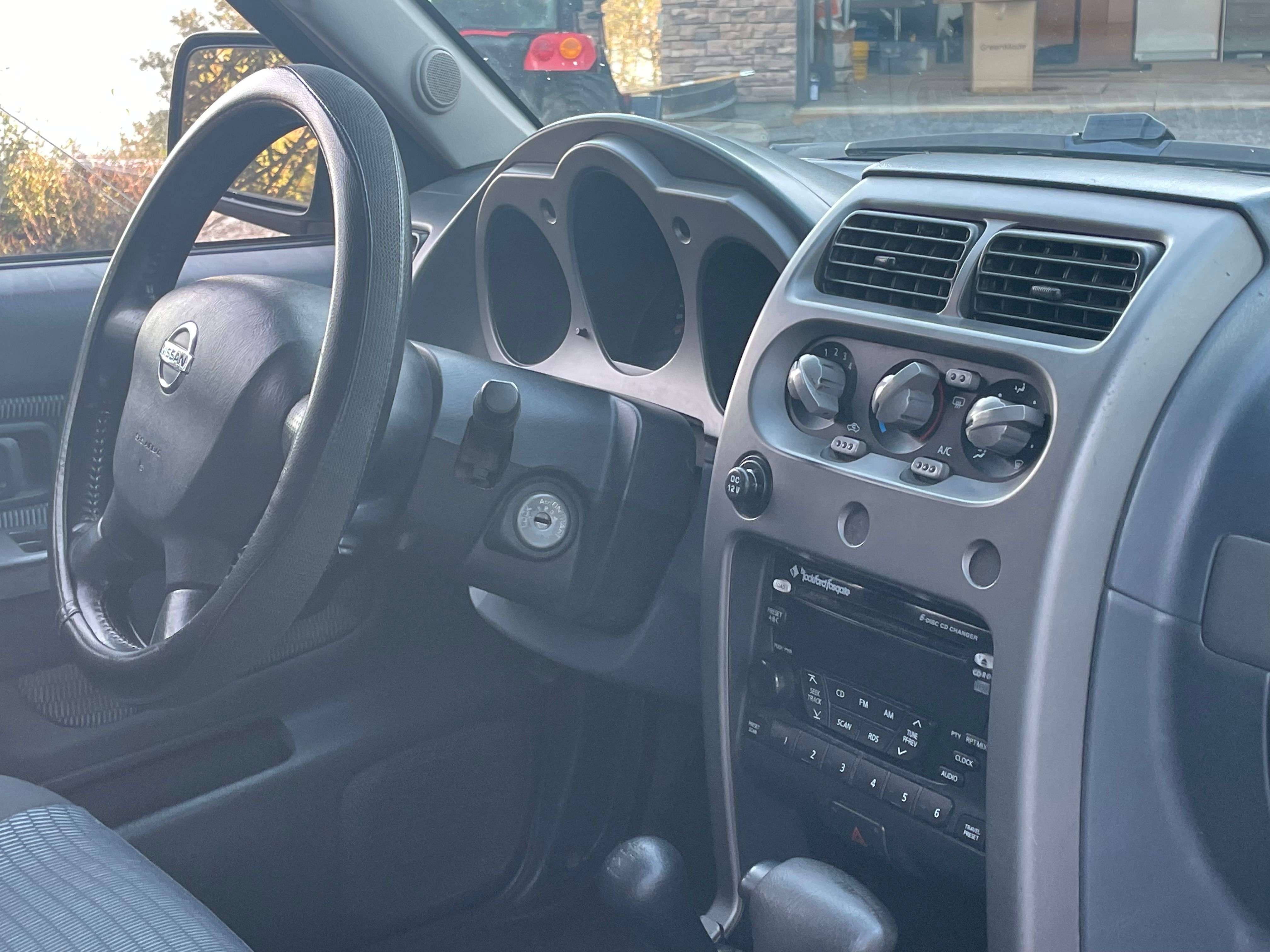 Used 2003 Nissan Xterra SE AWD/4WD image 12