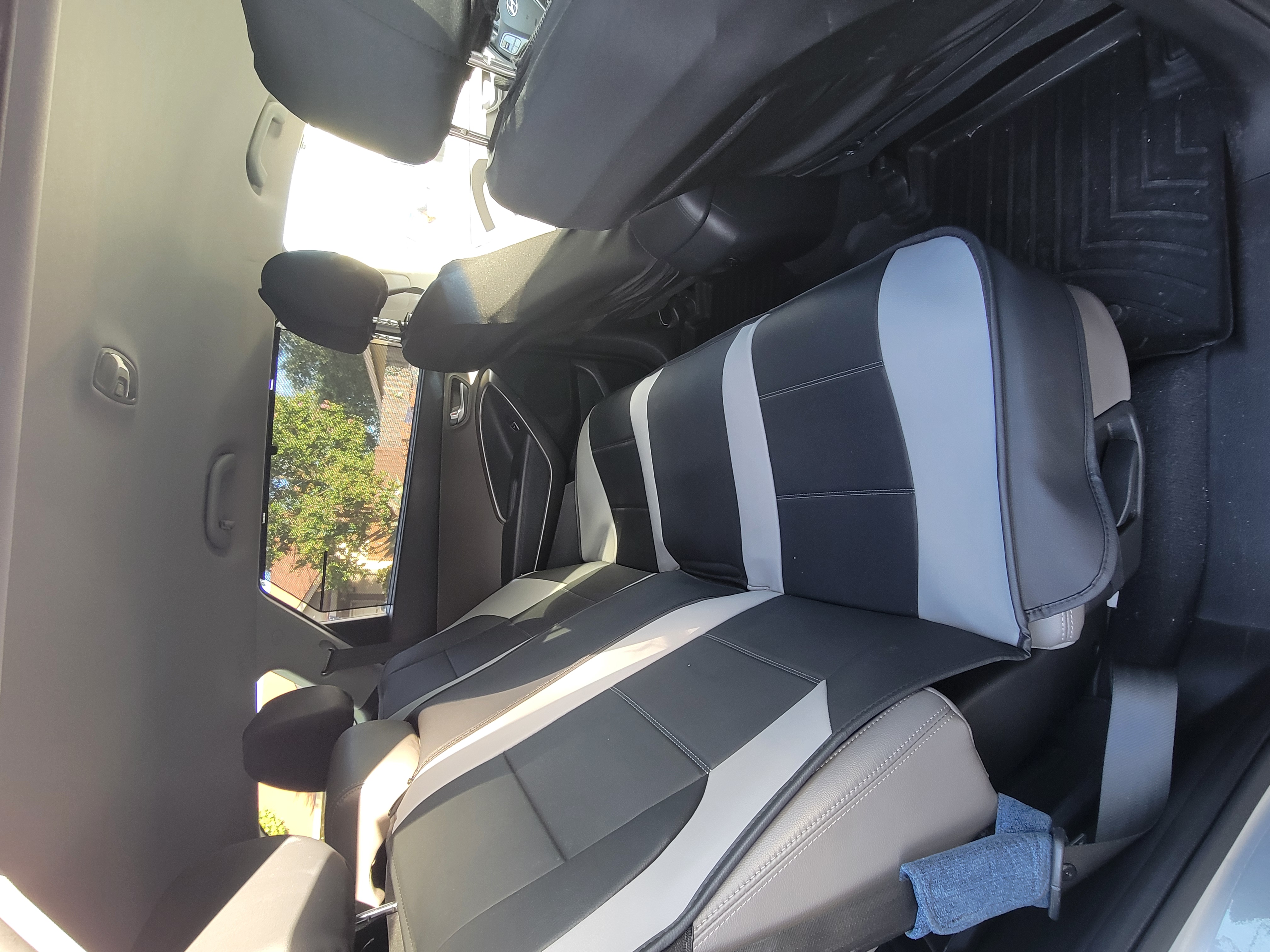 Used 2014 Hyundai Santa Fe GLS w/ Premium Package 05 FWD image 11