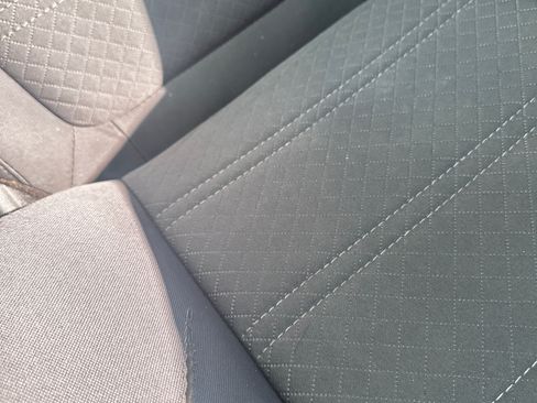 Used 2019 Kia Sorento LX w/ LX Convenience Package image 10