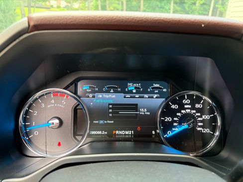 Used 2017 Ford F250 Platinum AWD/4WD image 11
