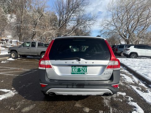 Used 2015 Volvo XC70 T6 w/ Proximity Package image 6