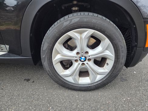 Used 2011 BMW X5 xDrive50i image 15