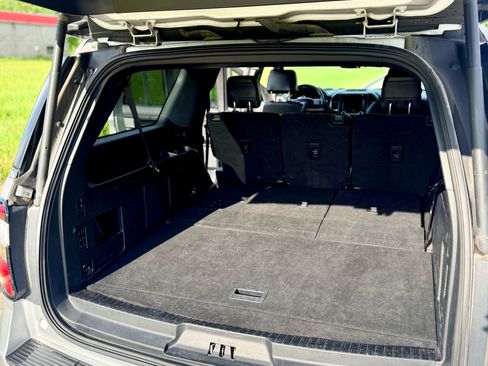 Used 2019 Ford Expedition Max Limited RWD image 17