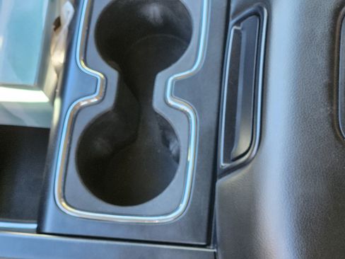 Used 2018 Chevrolet Silverado 1500 LT w/ Texas Edition image 9