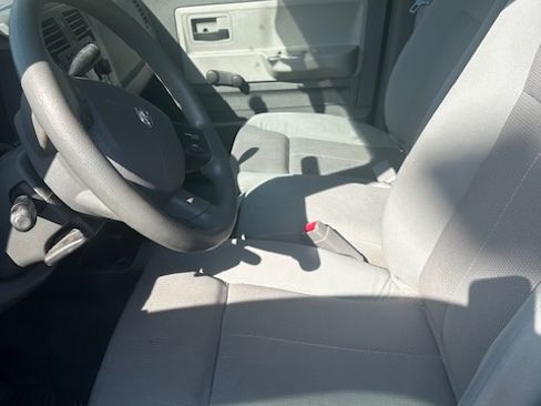 Used 2005 Dodge Dakota ST image 10