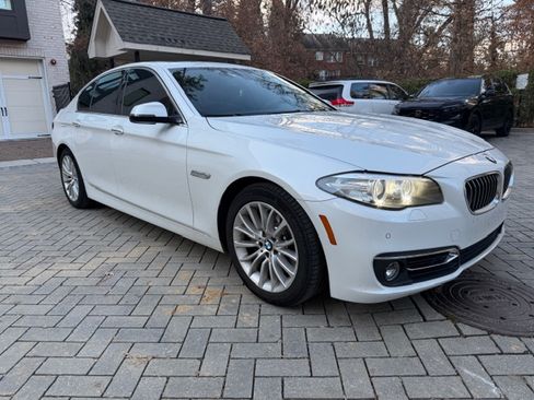 Used 2014 BMW 528i Sedan image 11
