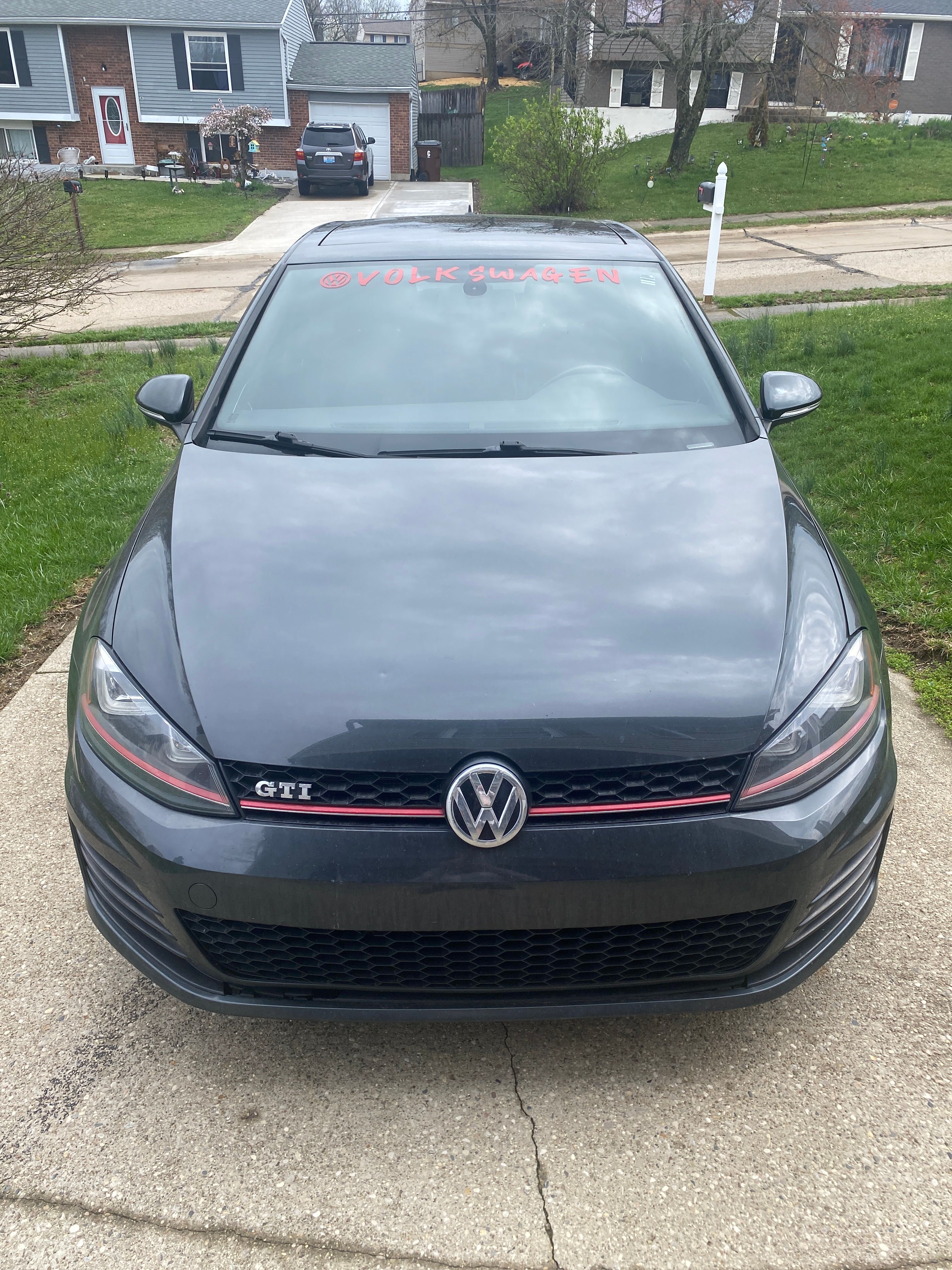 Used 2016 Volkswagen GTI SE w/ Lighting Package (SEL) FWD image 5