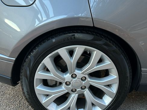 Used 2021 Land Rover Range Rover P525 Westminster Edition image 26