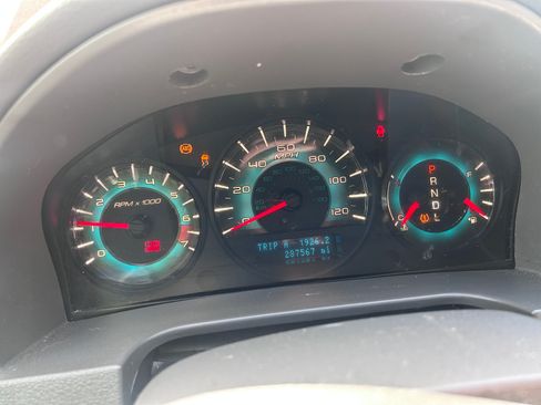 Used 2010 Ford Fusion SE image 10