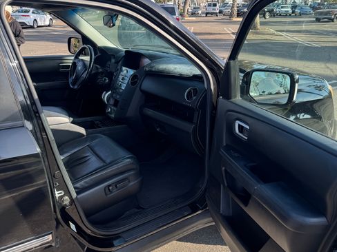 Used 2011 Honda Pilot Touring image 14