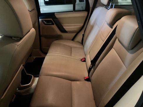 Used 2008 Land Rover LR2 SE image 13