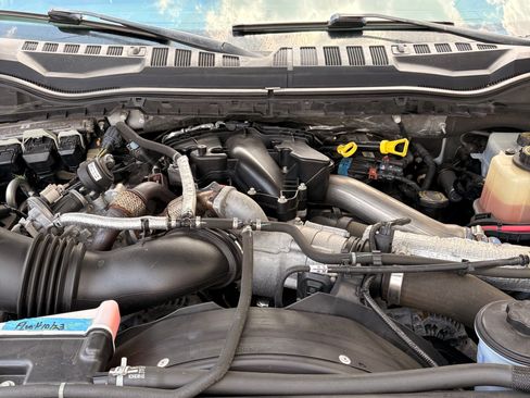 Used 2017 Ford F350 Lariat w/ Chrome Package AWD/4WD image 11
