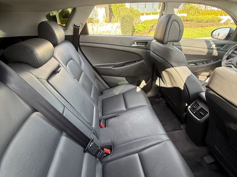 Used 2016 Hyundai Tucson Limited w/ Option Group 03 image 11