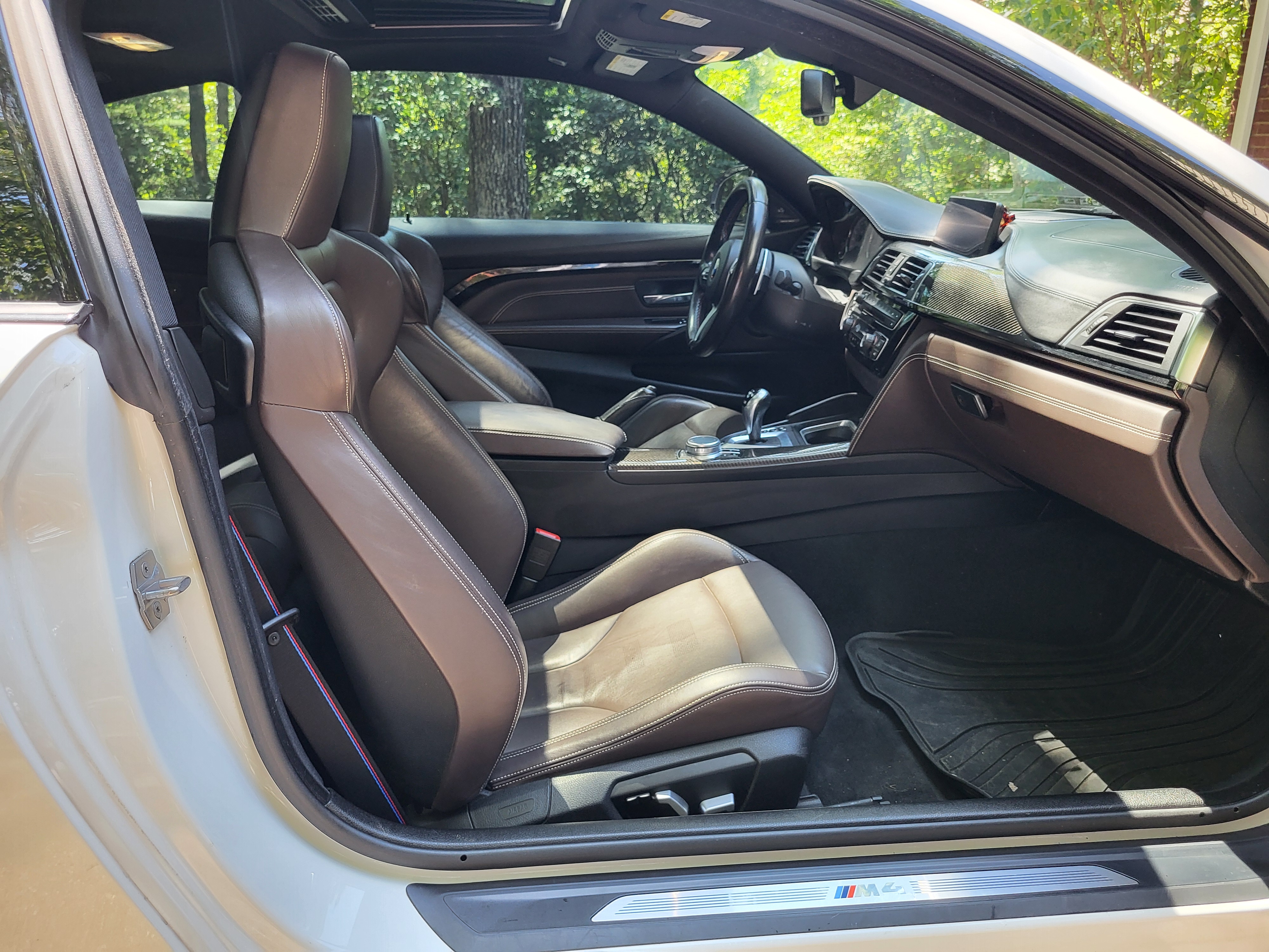 Used 2018 BMW M4 Coupe RWD image 11