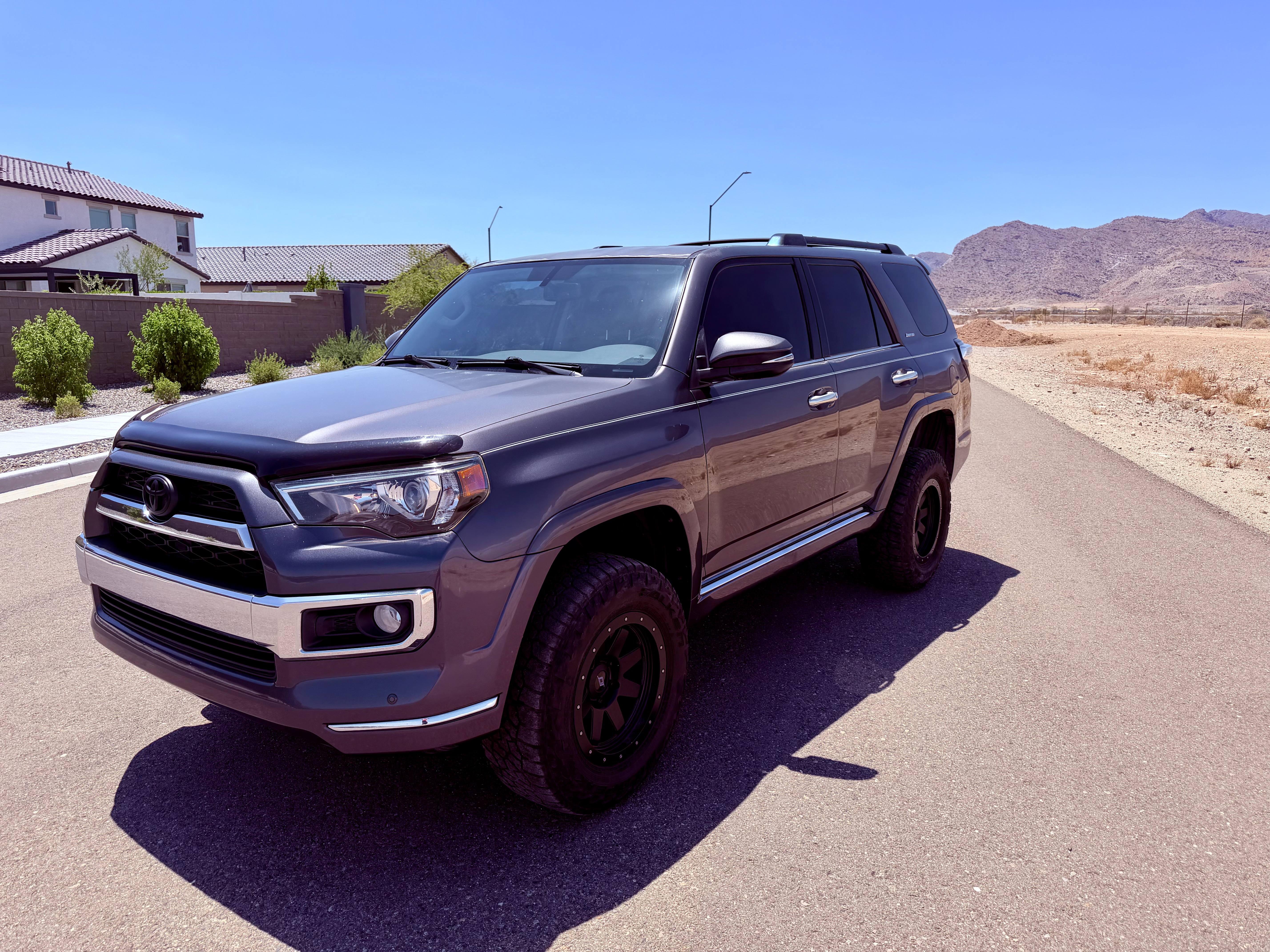 Used 2015 Toyota 4Runner Limited AWD/4WD image 1