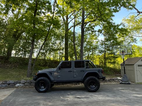 Used 2019 Jeep Wrangler Unlimited Rubicon AWD/4WD image 10