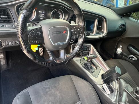 Used 2020 Dodge Challenger R/T RWD image 11