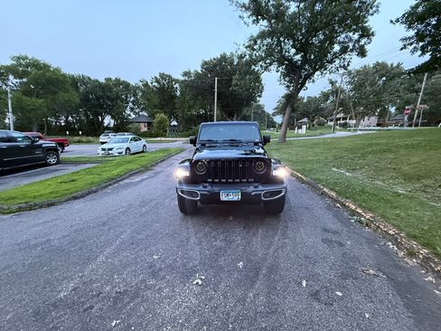 Used 2021 Jeep Gladiator Sport w/ Quick Order Package 24Q 80Th image 5