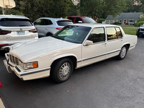Used 1992 Cadillac De Ville Sedan image 1
