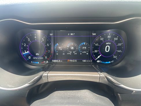 Used 2019 Ford Mustang Premium w/ Equipment Group 201A RWD image 26