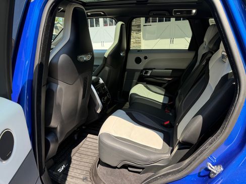 Used 2019 Land Rover Range Rover Sport SVR AWD/4WD image 5