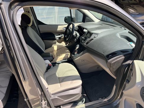 Used 2015 Ford Transit Connect XLT image 12