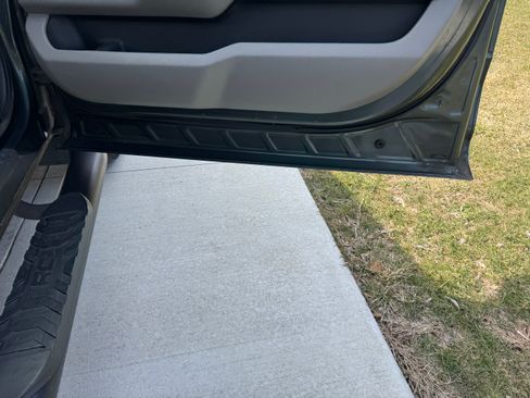 Used 2015 Ford F150 XLT w/ Equipment Group 301A Mid image 24