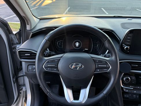 Used 2020 Hyundai Santa Fe Limited AWD/4WD image 12