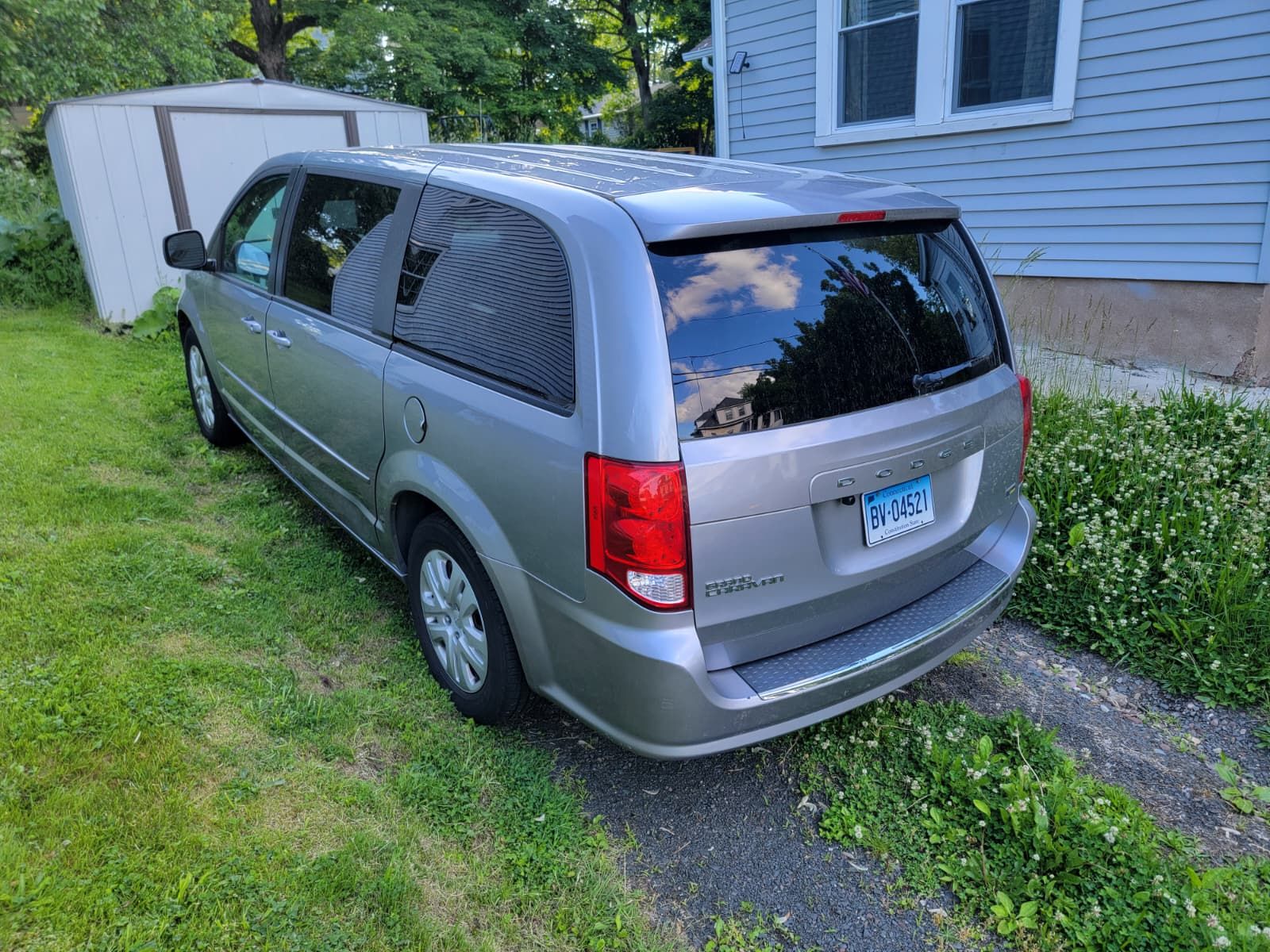 Used 2014 Dodge Grand Caravan SE w/ Quick Order Package 29E SE FWD image 1