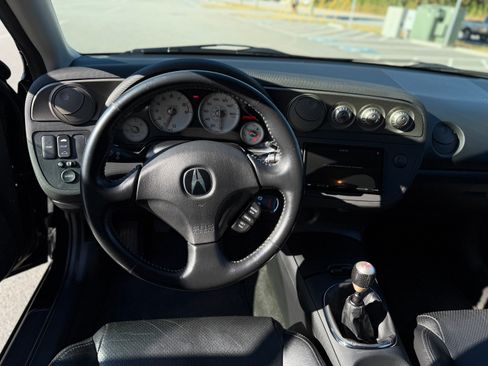 Used 2005 Acura RSX Type-S image 11