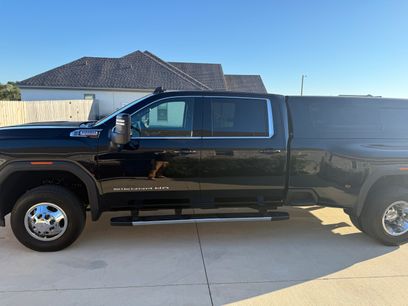 Used 2024 GMC Sierra 3500 SLE w/ SLE Value Package