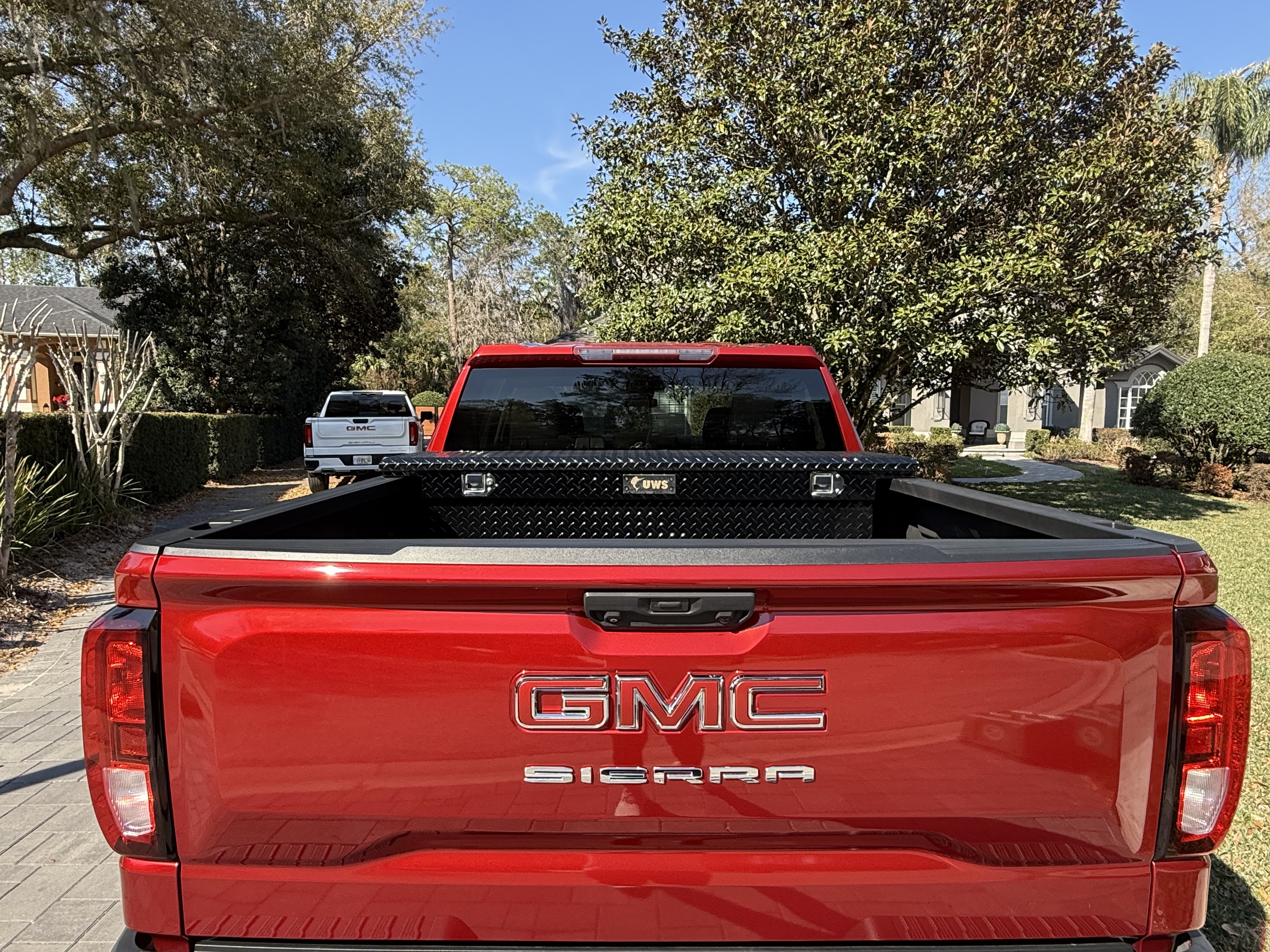 Used 2023 GMC Sierra 1500 Elevation w/ X31 Off-Road Package AWD/4WD image 5