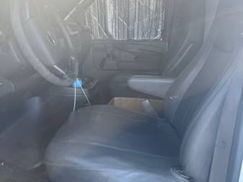 Used 2012 GMC Savana 3500 image 5