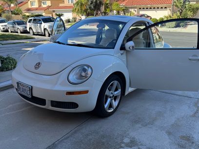 Used 2008 Volkswagen Beetle SE