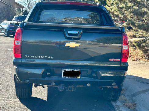 Used 2013 Chevrolet Avalanche LT w/ Suspension Package, Off-Road image 6