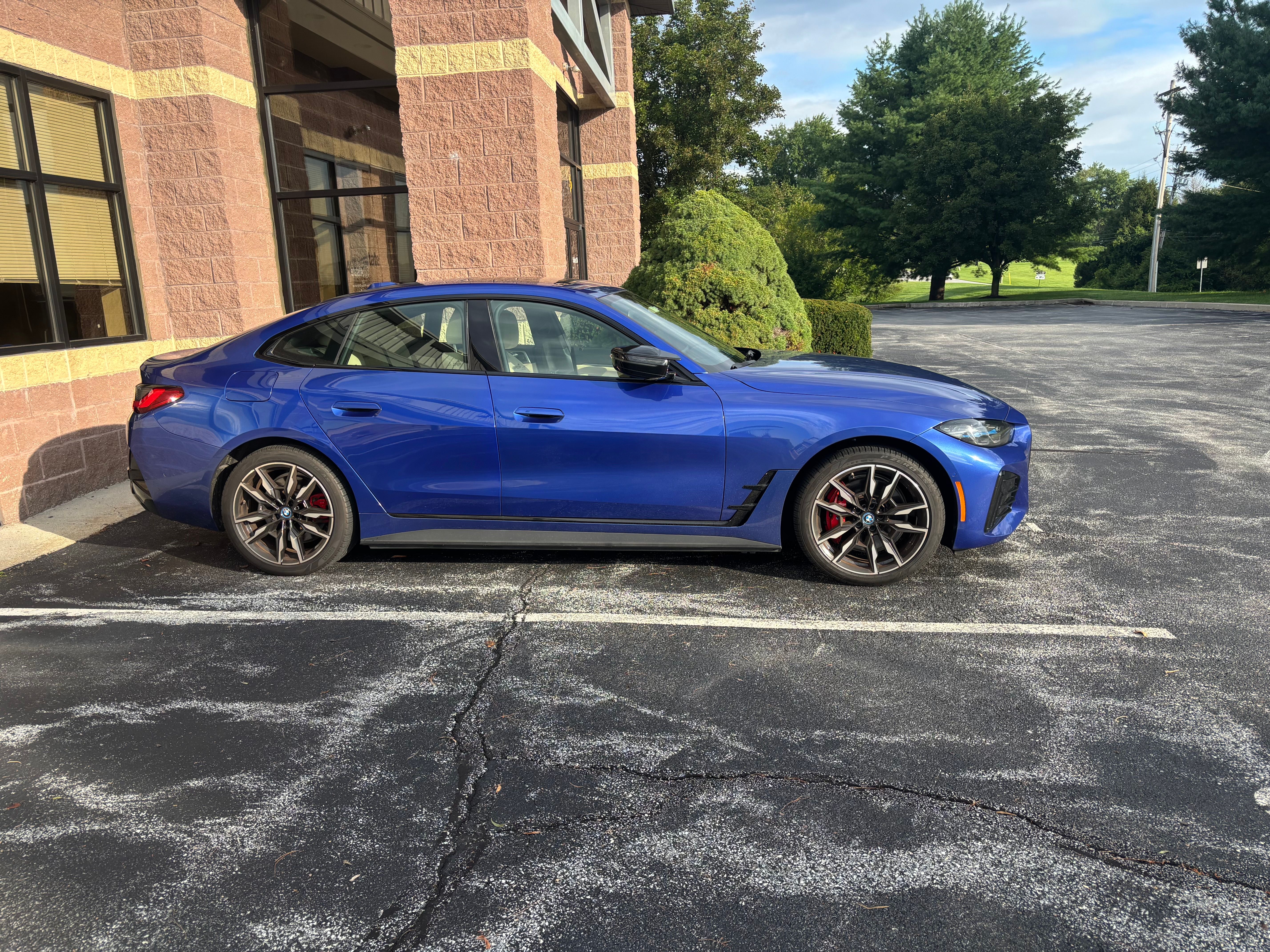 Used 2023 BMW i4 M50 w/ Premium Package AWD/4WD image 6