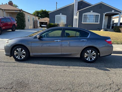 Used 2013 Honda Accord LX image 19