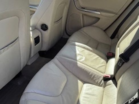 Used 2013 Volvo S60 T5 image 14