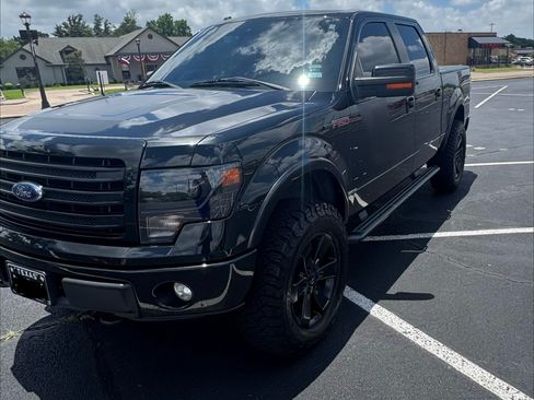 Used 2014 Ford F150 FX4 w/ Equipment Group 402A Luxury AWD/4WD image 2