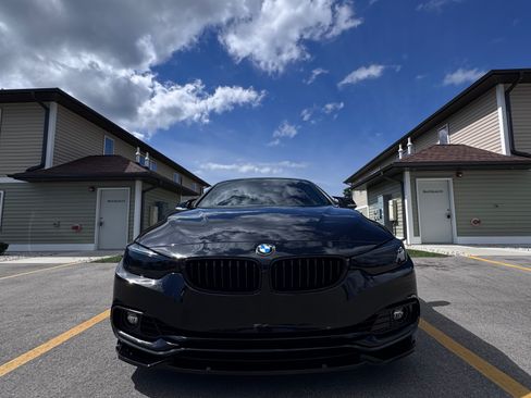 Used 2020 BMW 440i xDrive Convertible w/ Executive Package AWD/4WD image 2