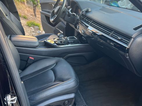 Used 2018 Audi Q7 3.0T Prestige w/ Prestige Package image 14