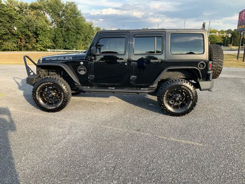 Used 2013 Jeep Wrangler Unlimited Sport w/ Trailer Tow Group image 6