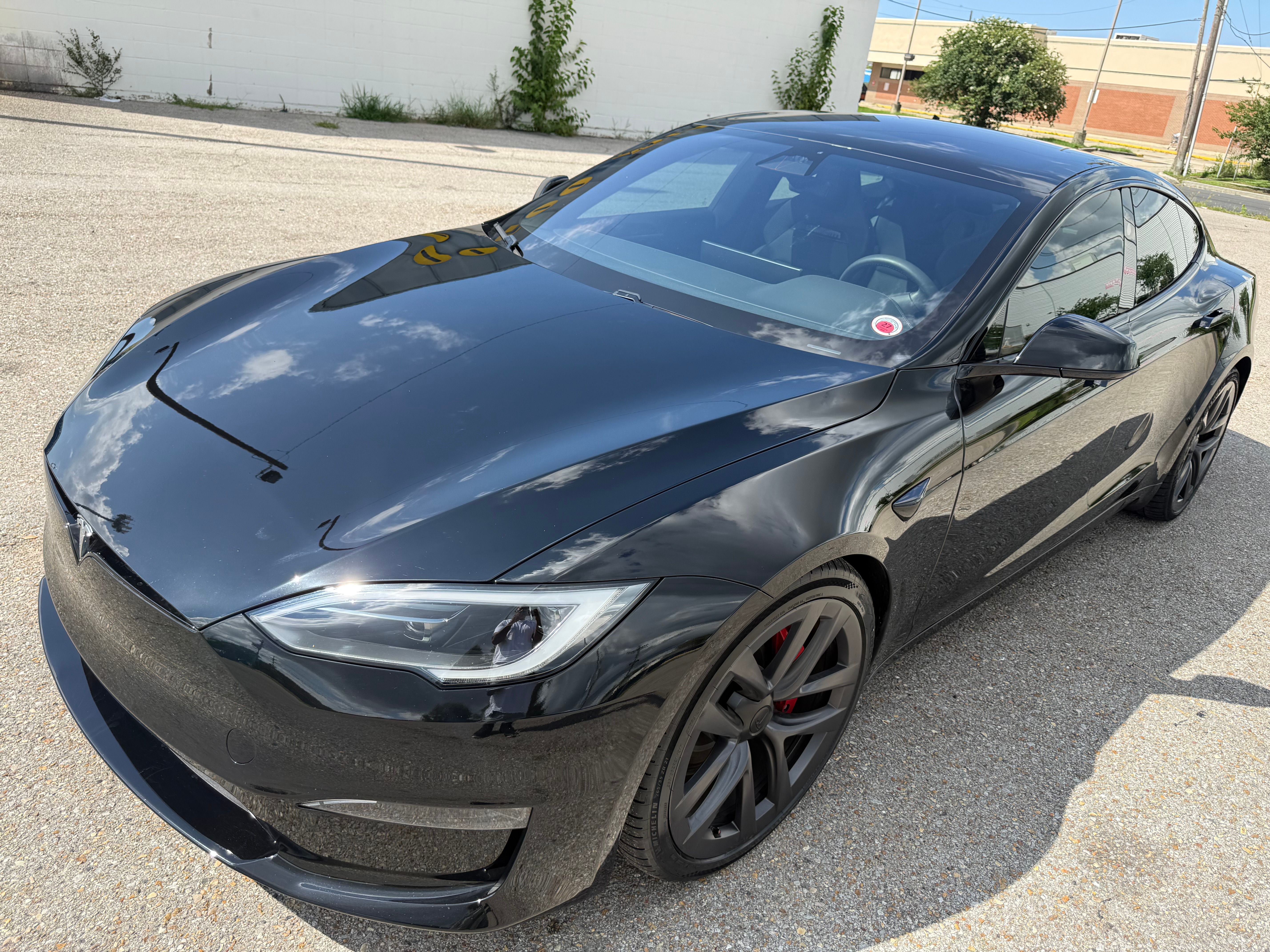Used 2024 Tesla Model S Plaid AWD/4WD image 1