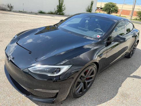 Used 2024 Tesla Model S Plaid AWD/4WD image 1
