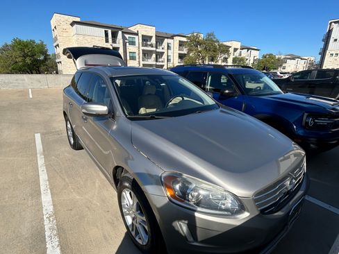 Used 2015 Volvo XC60 T5 Premier Plus image 1