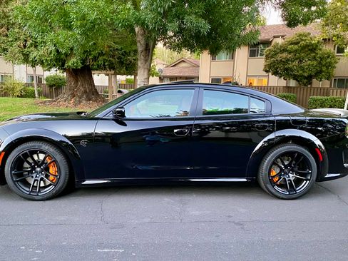 Used 2022 Dodge Charger SRT Hellcat image 2