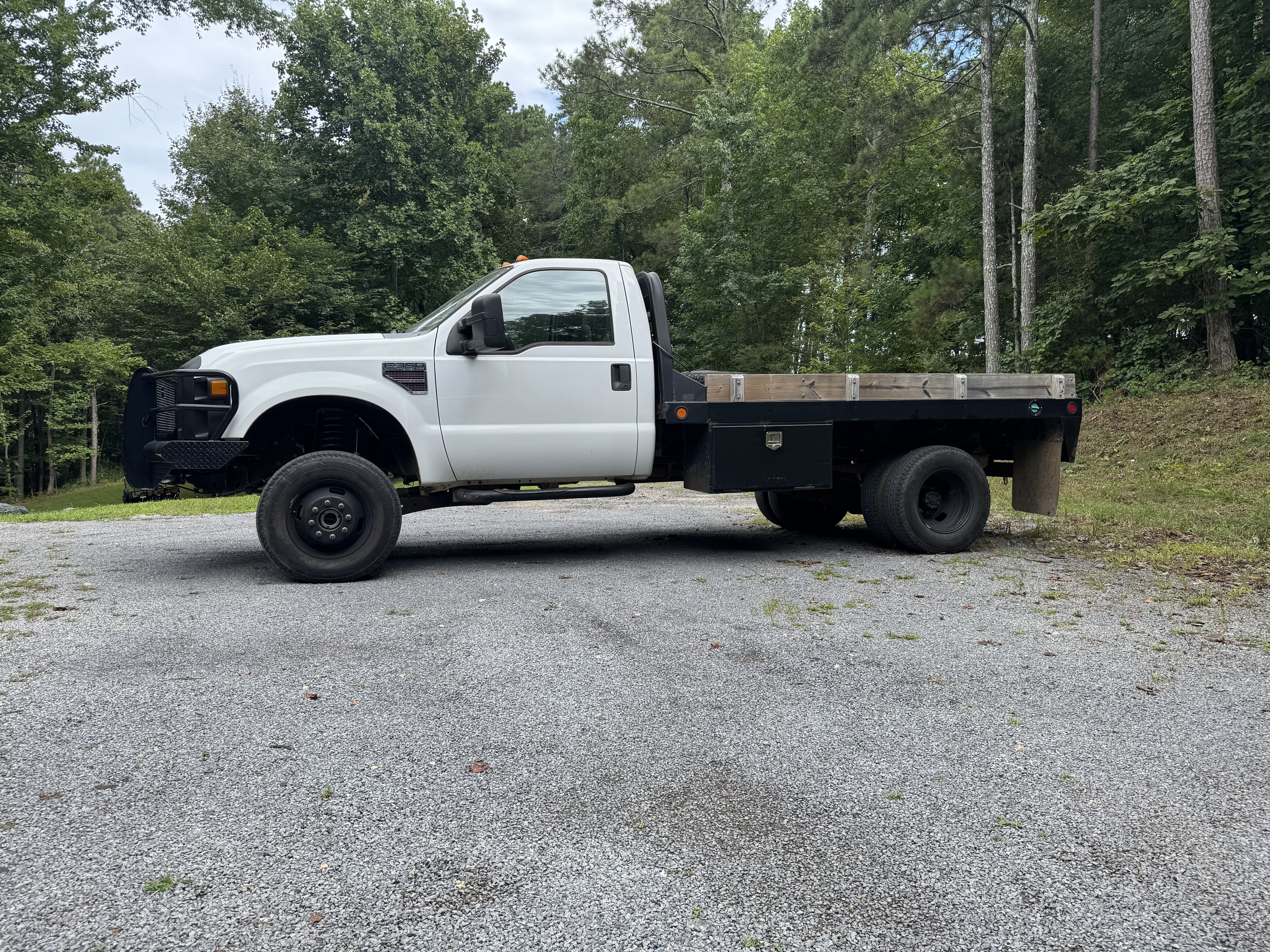 Used 2009 Ford F350 4x4 Regular Cab DRW Super Duty image 1