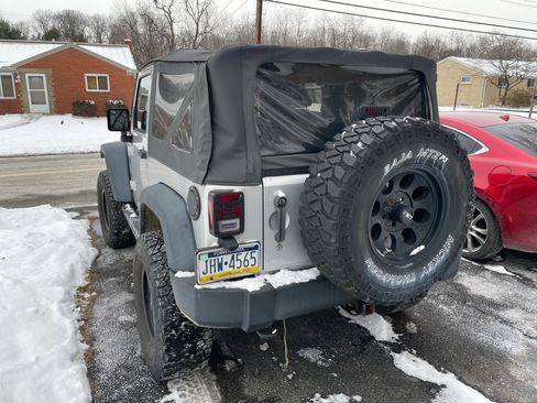 Used 2012 Jeep Wrangler Sport image 6