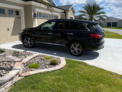 Used 2013 INFINITI JX35 FWD w/ Premium Pkg